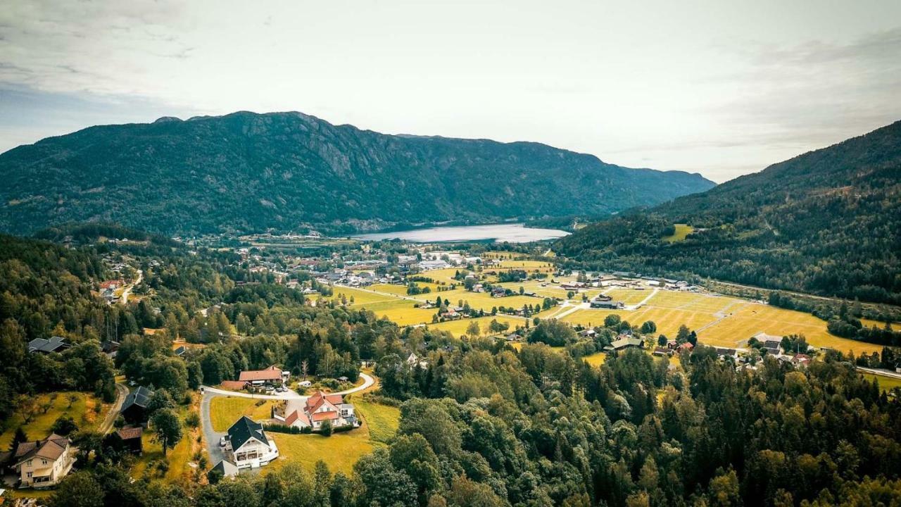 Hovsto Hotel เซลยูร์ด ภายนอก รูปภาพ